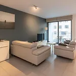 In Near The Seawall Daire *