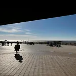 In Near The Seawall Daire *