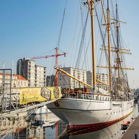 Apartment With Marina View Ostend