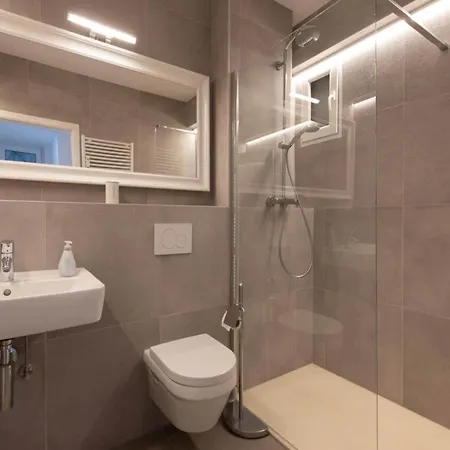 Apartment In Near The Seawall