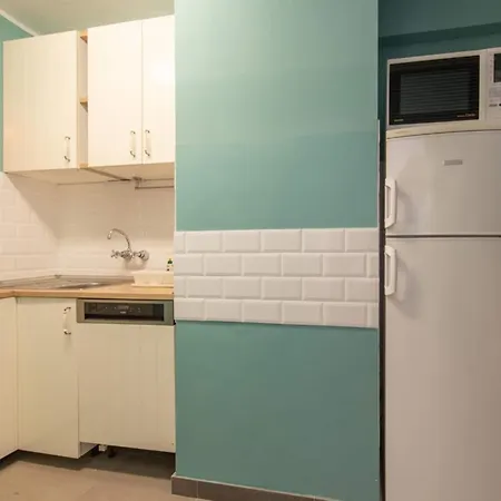 Apartment In Near The Seawall *